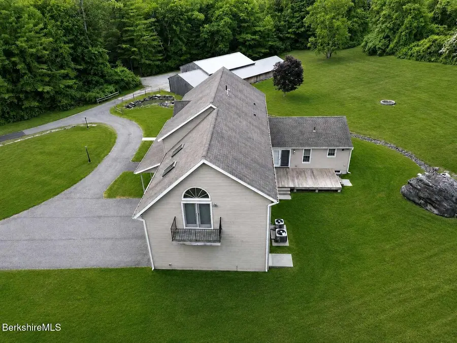52 Cecelia Ter, Pittsfield, MA 01201 - #2