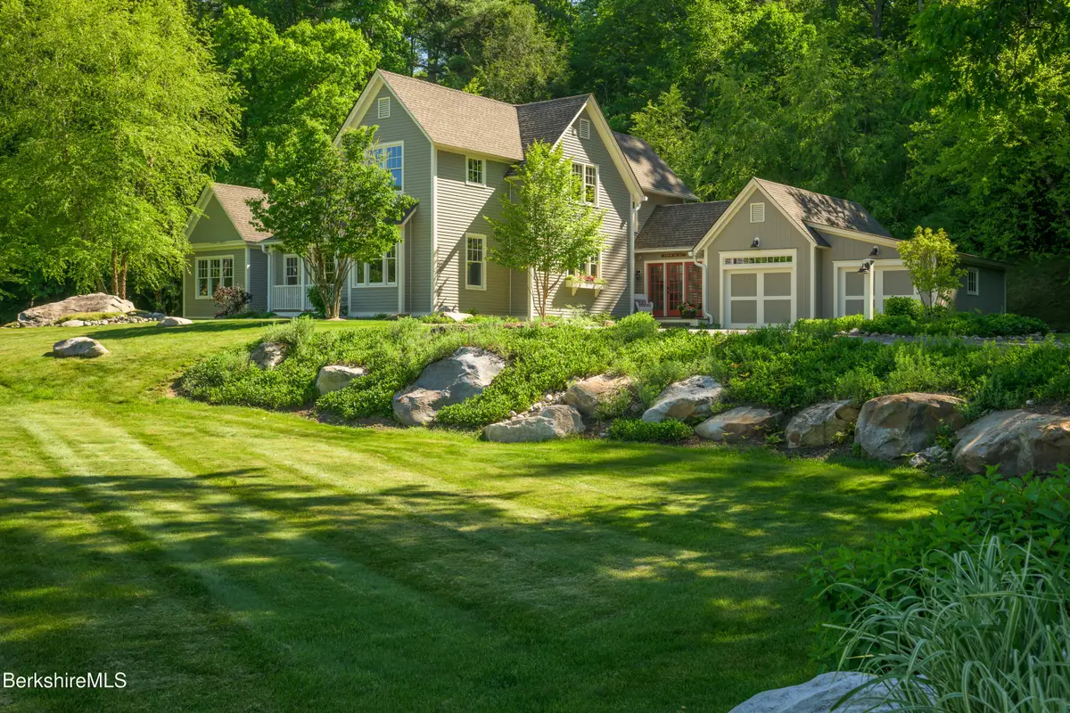 233 Monument Valley Rd, Great Barrington, MA 01230 - #1