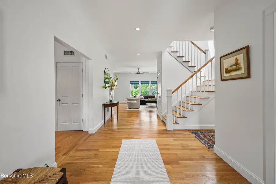 10 Sheffield Rd, Egremont, MA 01230 - #3