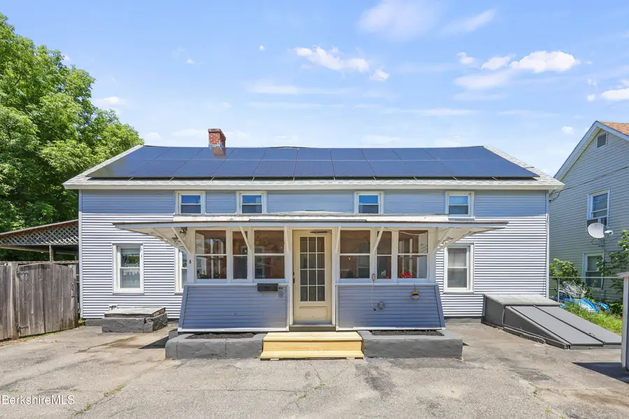 8 Glenn St, Adams, MA 01220 - #3