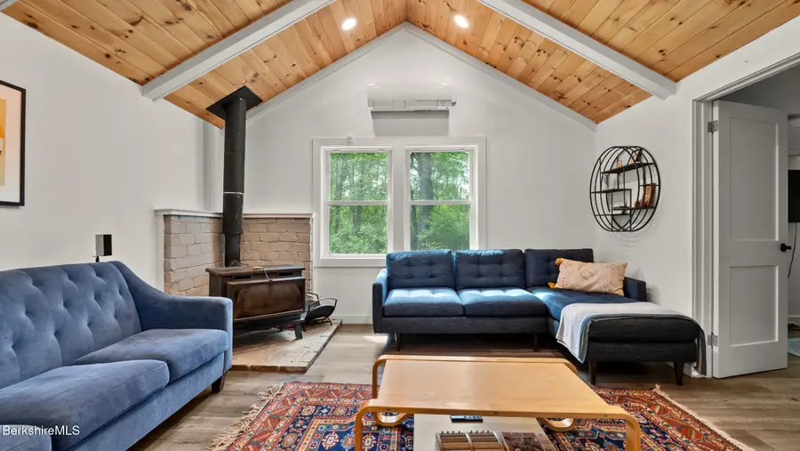 418 Monterey Rd, Great Barrington, MA 01230 - #2