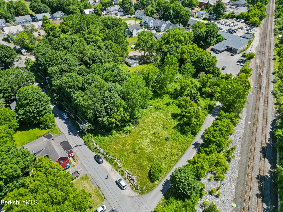 Pleasant St, Pittsfield, MA 01201 - #3