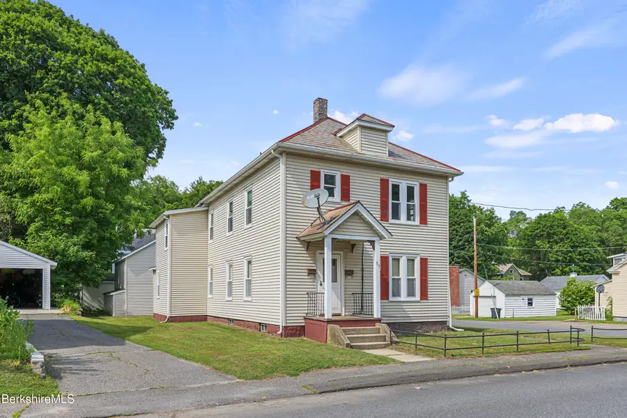 57 North St, North Adams, MA 01247 - #3