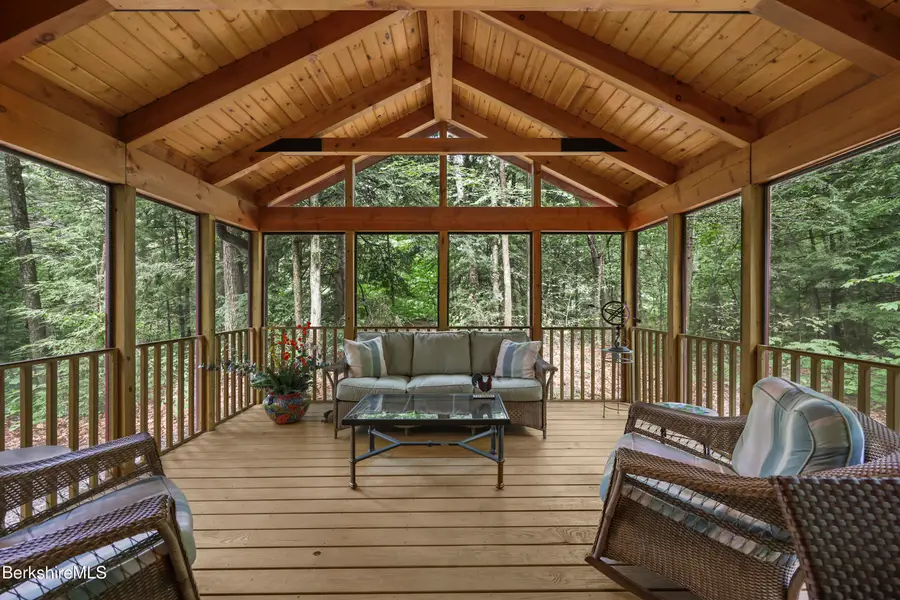 545 Leisure Lee Rd, Lee, MA 01238 - #2
