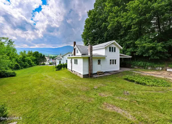 1 Richmond Ln, Adams, MA 01220
