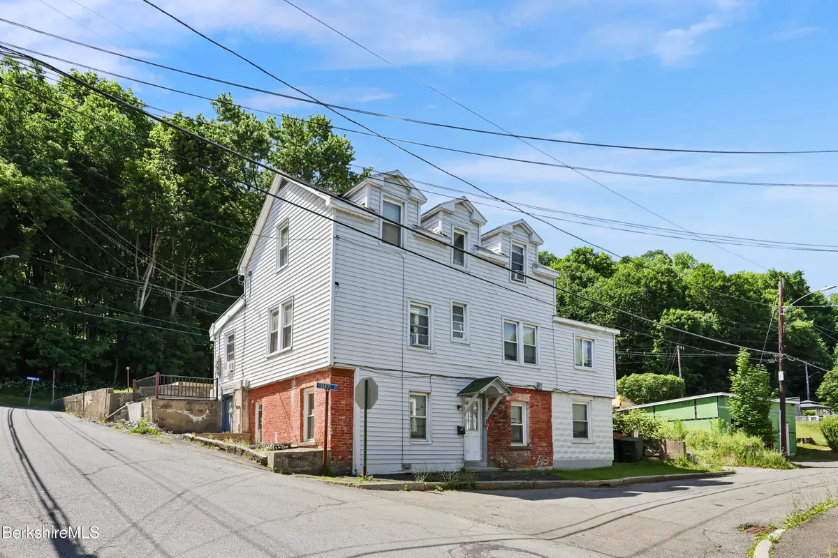 123 Francis St, North Adams, MA 01247 - #1