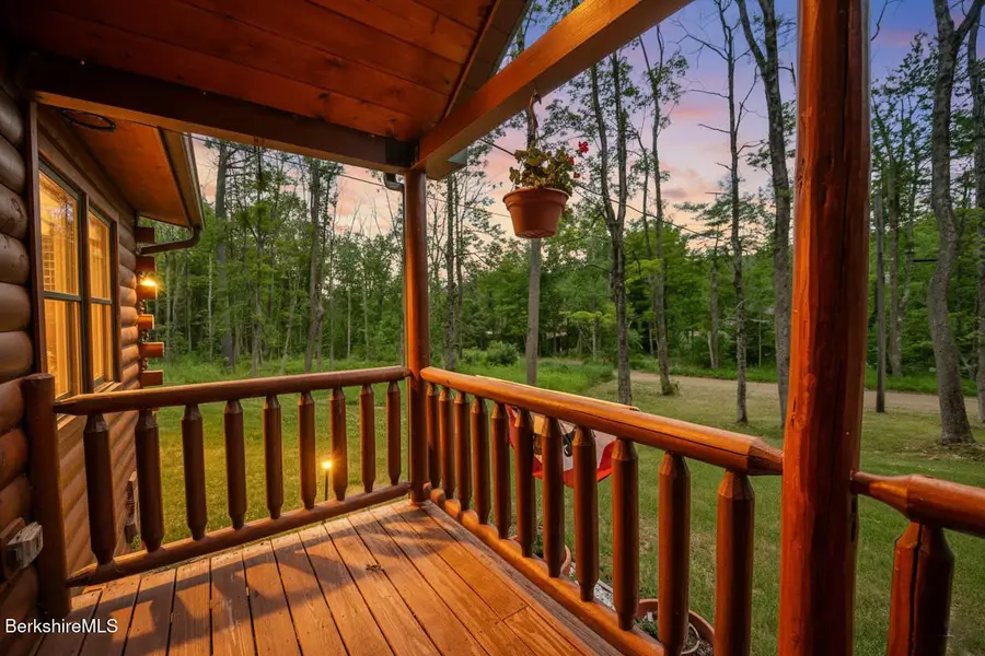 345 Friar Tuck Dr, Becket, MA 01223 - #2