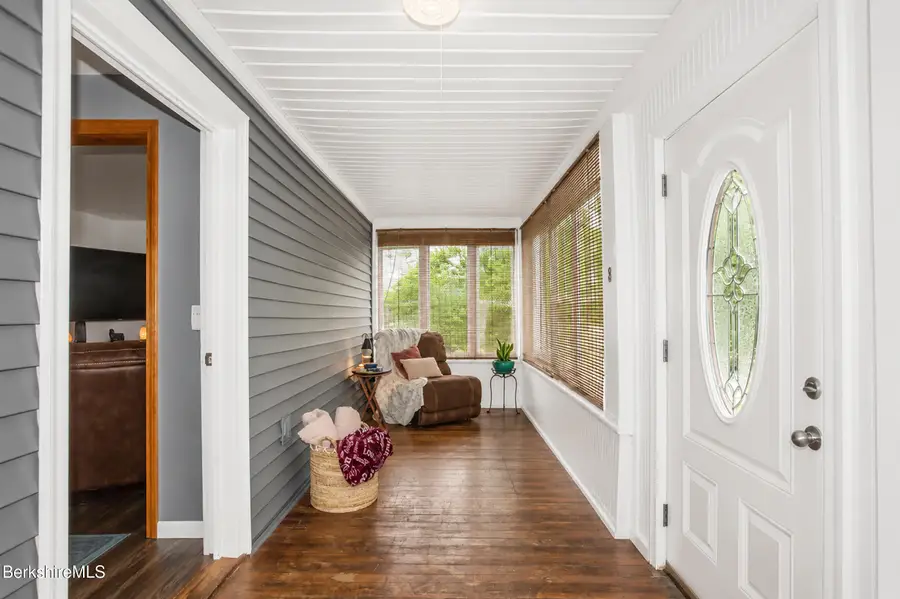 112 Plunkett St, Pittsfield, MA 01201 - #3