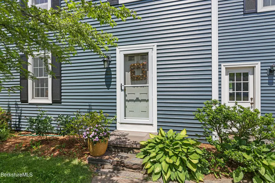 25 Valentine Ln, Lee, MA 01238 - #2