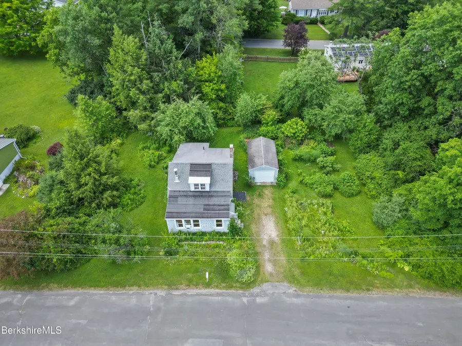 34 Cummings Ave, Pittsfield, MA 01201 - #3