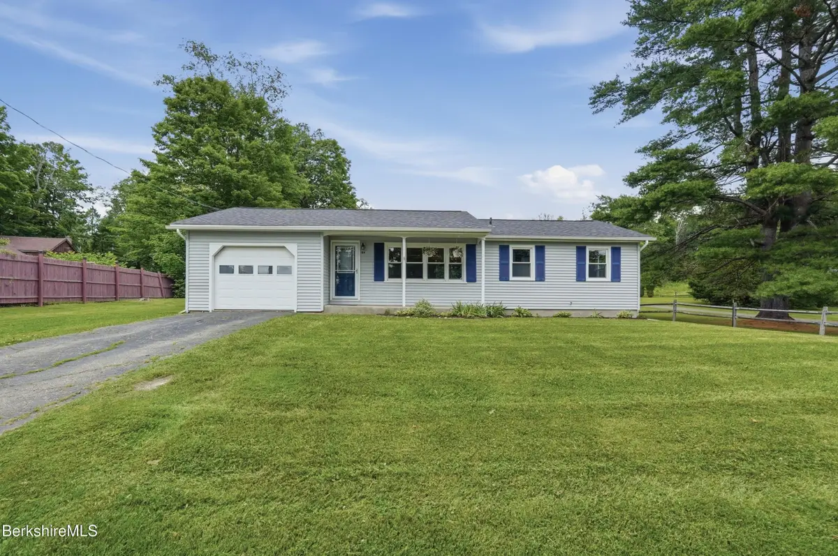 184 Melbourne Rd, Pittsfield, MA 01201 - #1