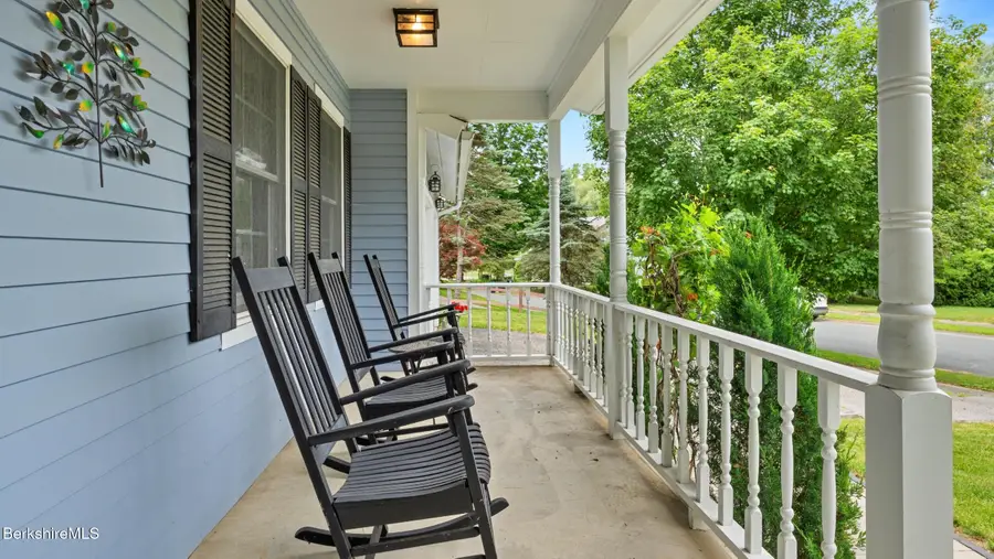 145 Leona Dr, Pittsfield, MA 01201 - #2