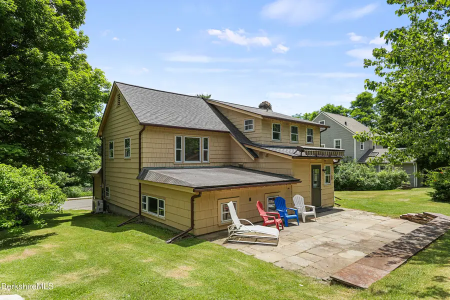 14 Prospect St, Great Barrington, MA 01230 - #3