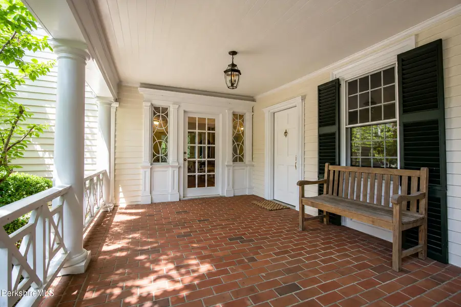 53 Main St, Stockbridge, MA 01262 - #2
