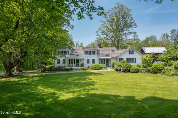 1015 Sisson Hill Rd, New Marlborough, MA 01230