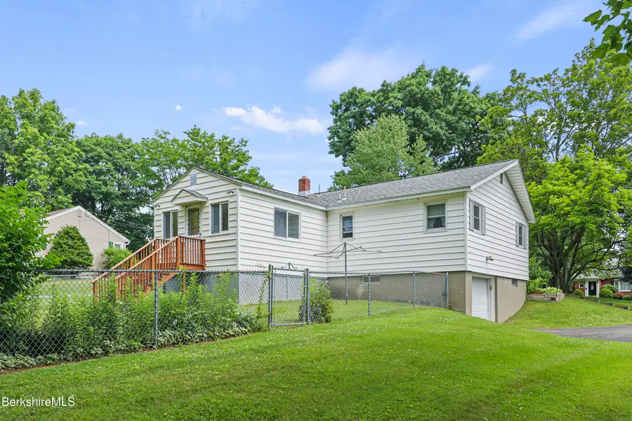 560 Crane Ave, Pittsfield, MA 01201 - #3