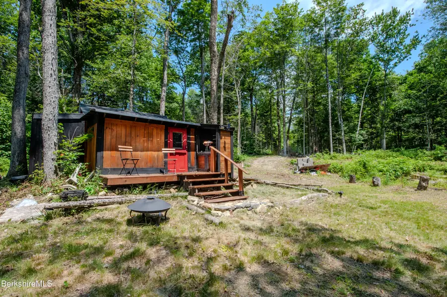 258 Captain Whitney Rd, Becket, MA 01223 - #3
