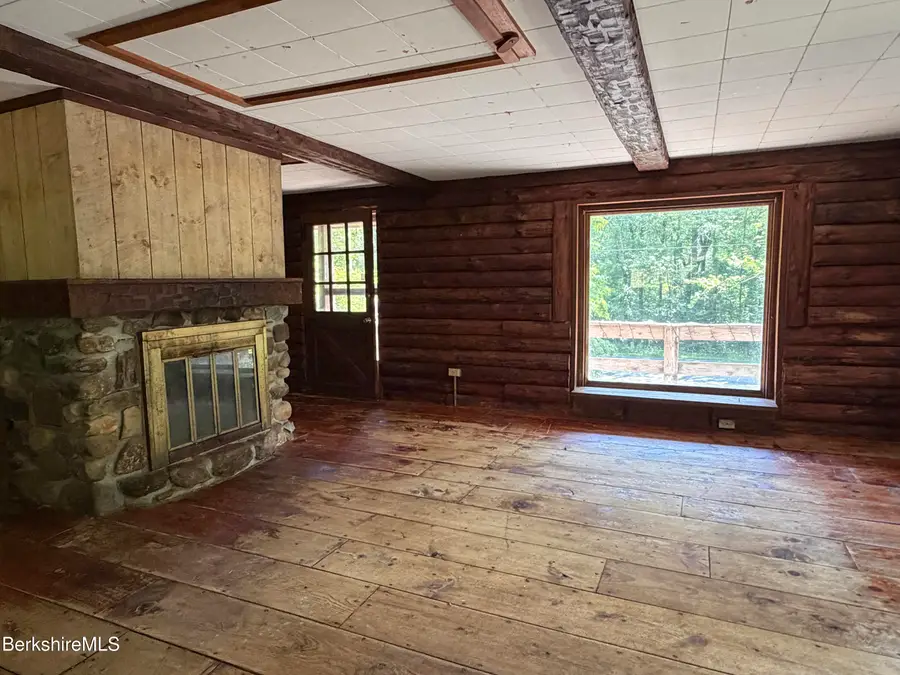 15 Monument Valley Rd, Great Barrington, MA 01230 - #3