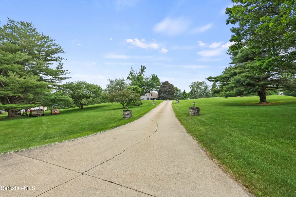 135 East St, Lee, MA 01238 - #1