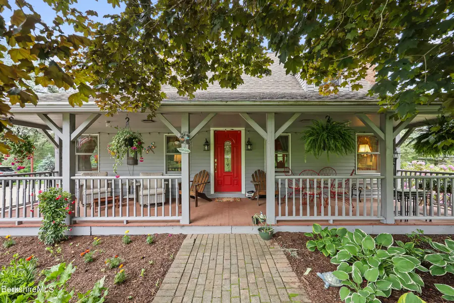 135 East St, Lee, MA 01238 - #3