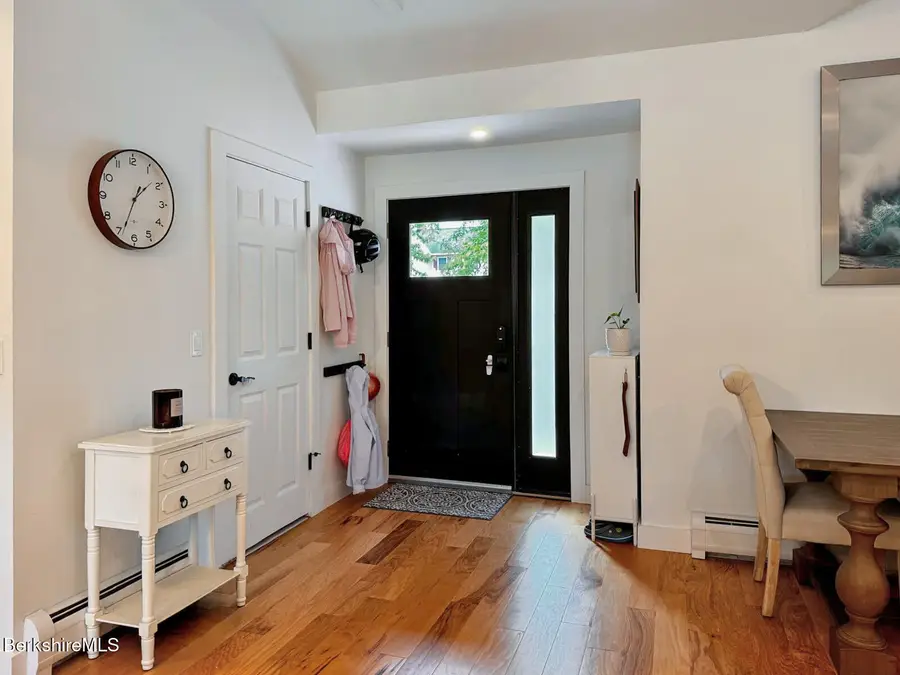 73 Candlewood Dr, Williamstown, MA 01267 - #3