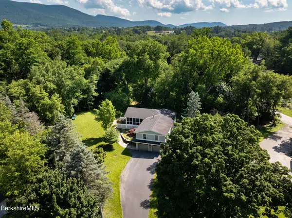 124 Elm St, Williamstown, MA 01267