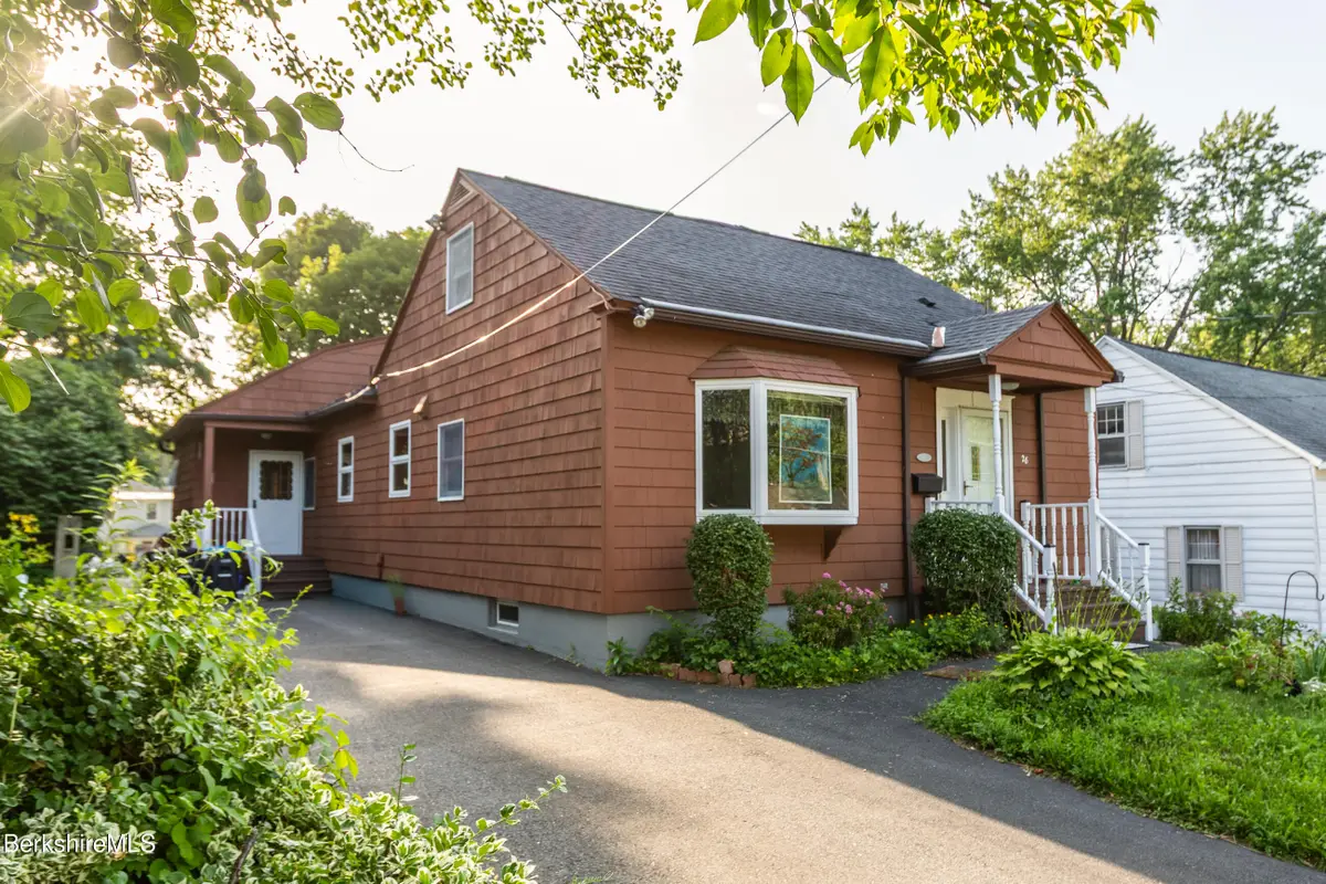 28 Adelaide Ave, Pittsfield, MA 01201 - #1