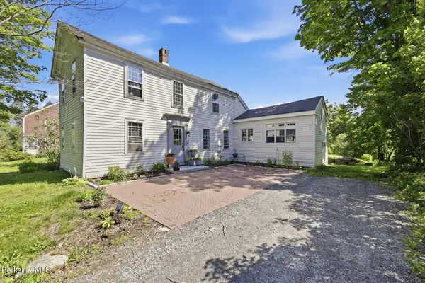 162 Skyline Trail, Middlefield, MA 01243