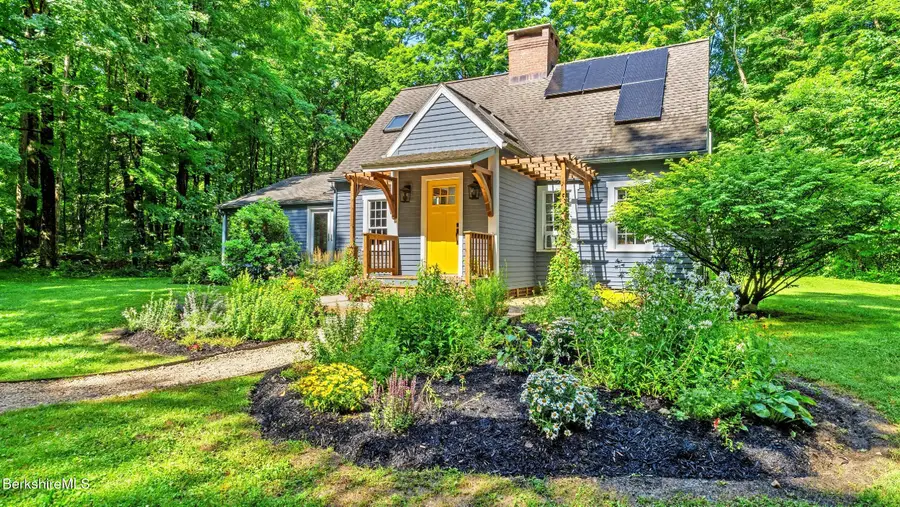 276 Division St, Great Barrington, MA 01230 - #2
