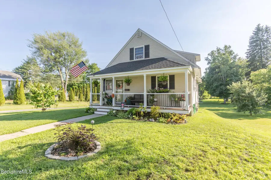 40 Longfellow Ave, Pittsfield, MA 01201 - #2
