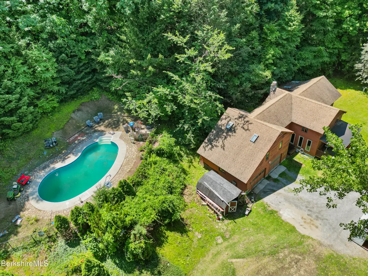 15 Silver St, Lee, MA 01238 - #1