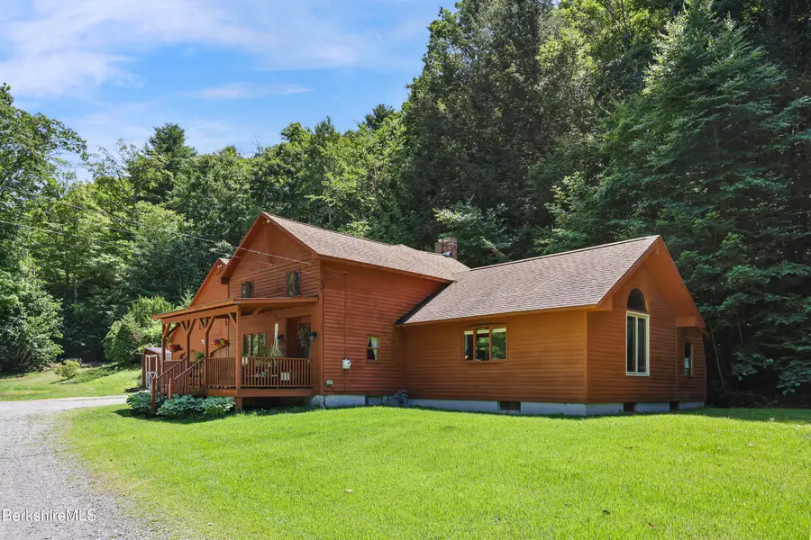 15 Silver St, Lee, MA 01238 - #2