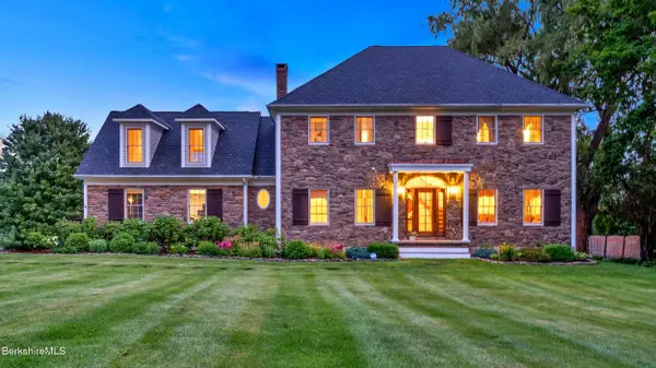 575 Devon Rd, Lee, MA 01238