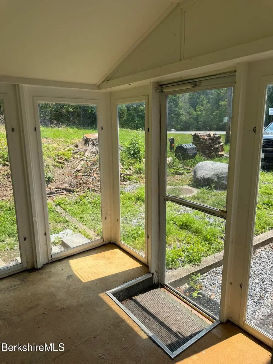 33 Hancock Rd, Williamstown, MA 01267 - #3