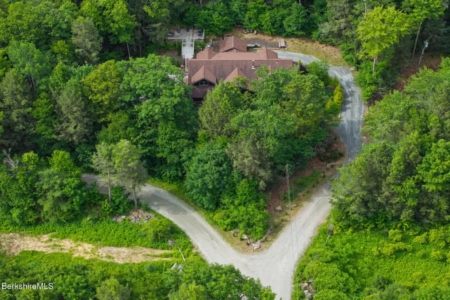 17 Jamie Ln, Sandisfield, MA 01255 - #2