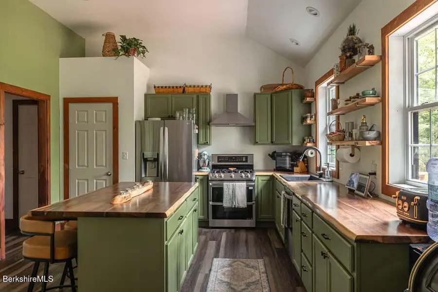 4 Terra Ferma Dr, Egremont, MA 01258 - #3
