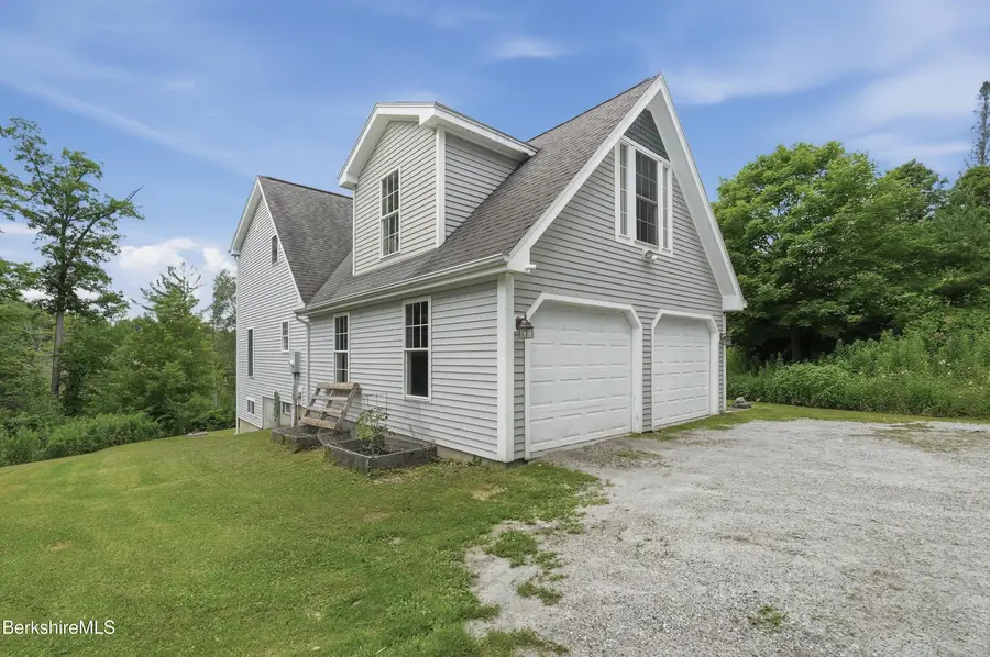 130 Oliver Ave, Pittsfield, MA 01201 - #2