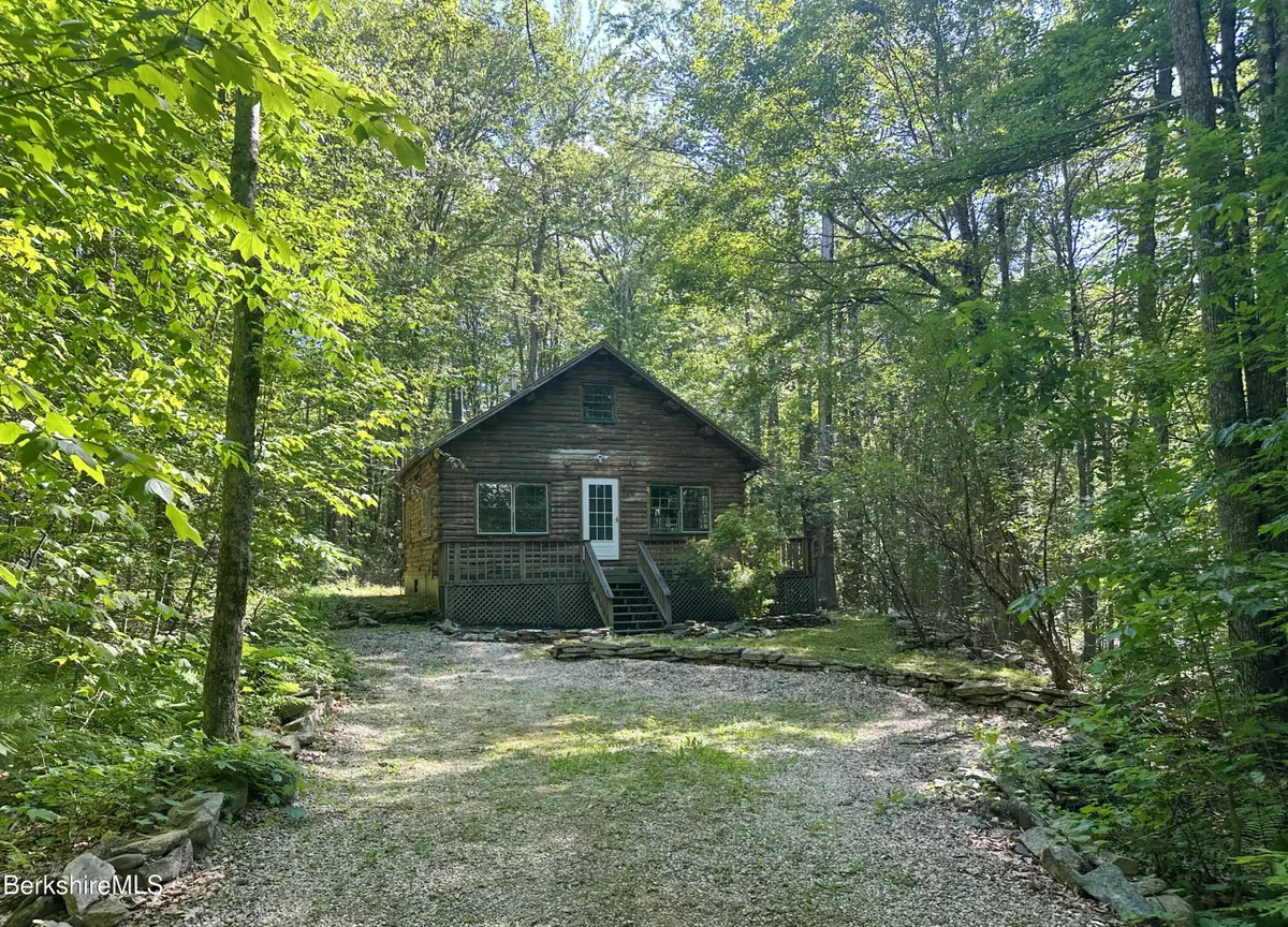 220 Antelope Dr, Lee, MA 01238 - #1