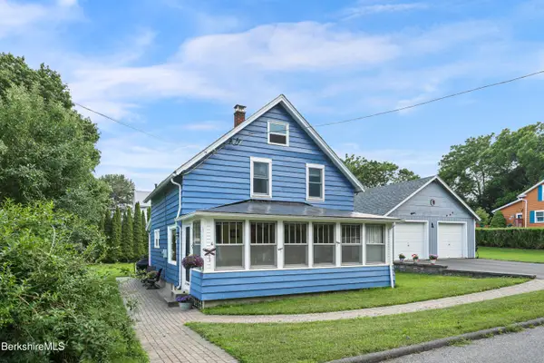 4 Water St, Adams, MA 01220