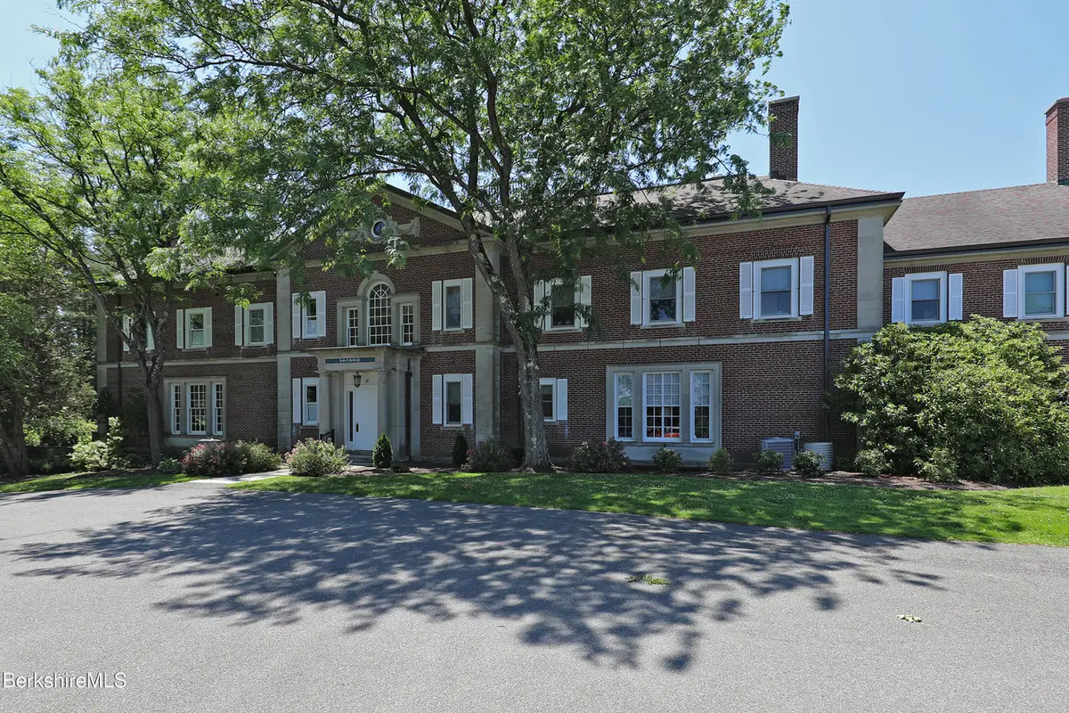 200 Old Stockbridge Rd #VA-6, Stockbridge, MA 01262 - #1