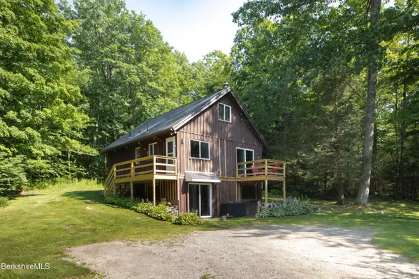 25 South Sandisfield Rd, Sandisfield, MA 01255