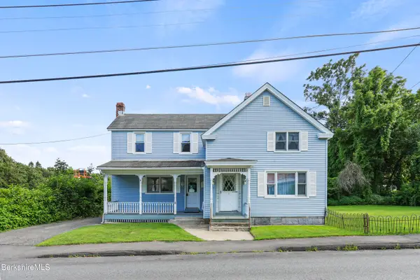 16 North St, North Adams, MA 01247