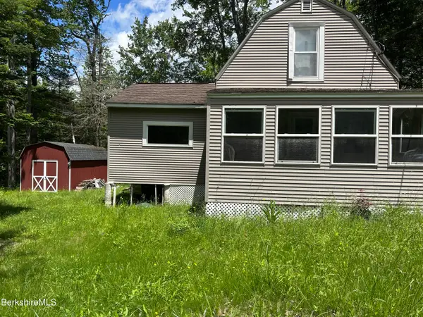 26 Bear Hill Rd, Hinsdale, MA 01235