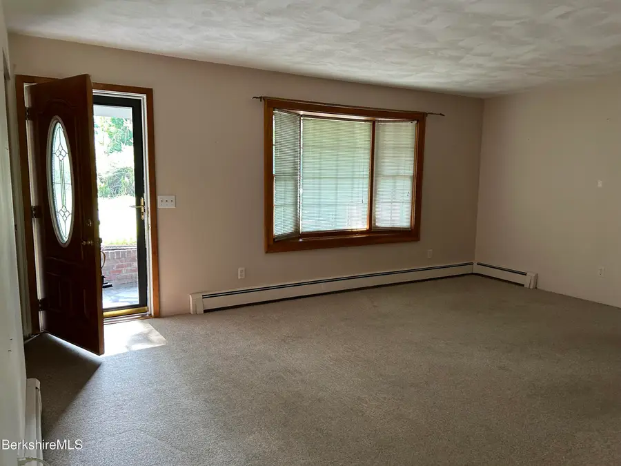 79 Clark Rd, Pittsfield, MA 01201 - #3