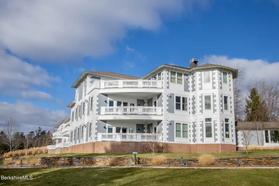 165 Kemble St #18, Lenox, MA 01240 - #2