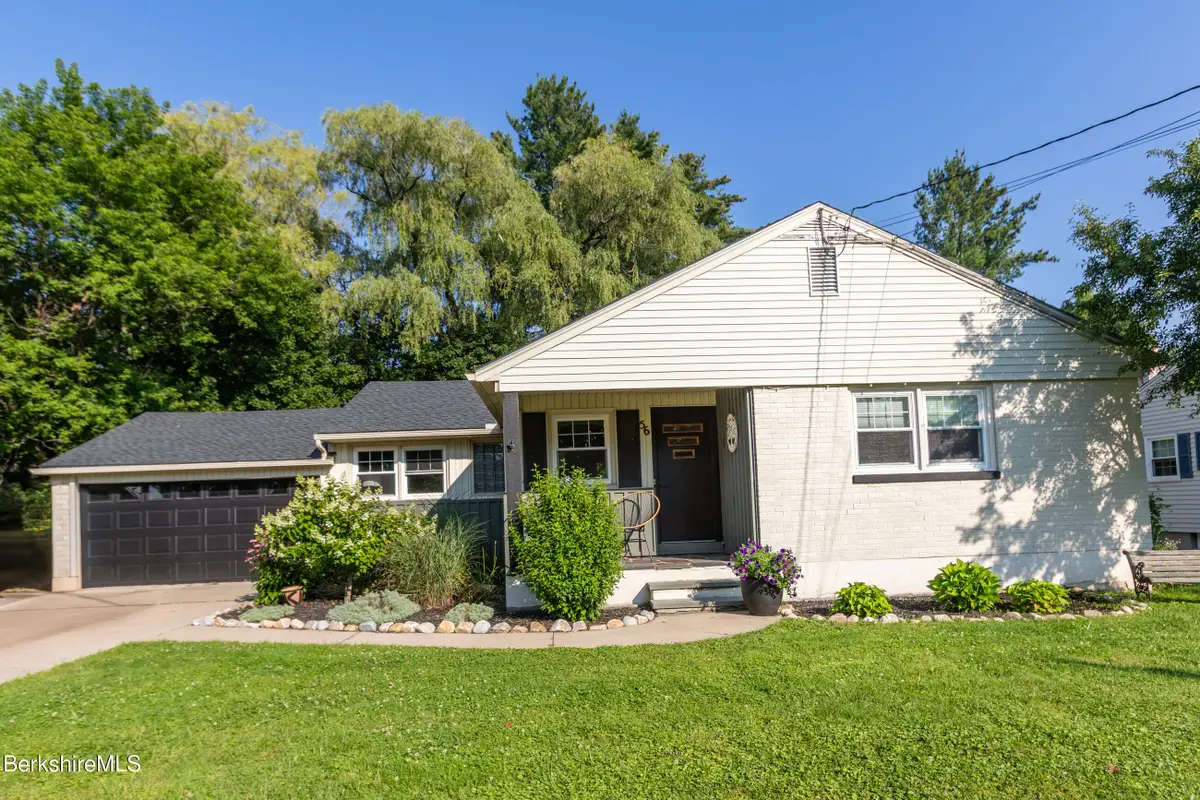 56 Saratoga Dr, Pittsfield, MA 01201 - #1