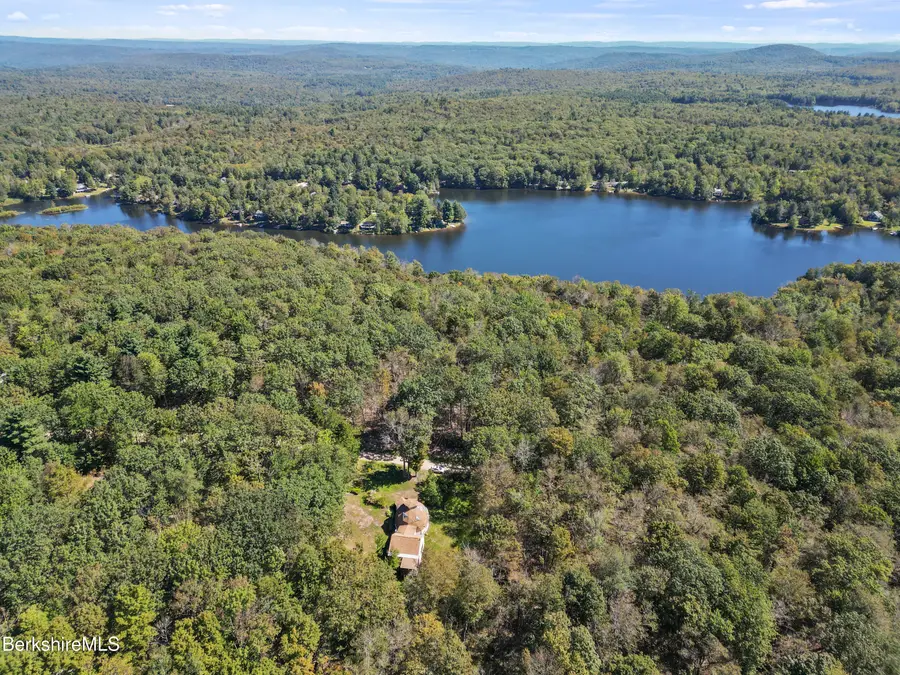 152 Sir Edwards Way, Becket, MA 01223 - #2