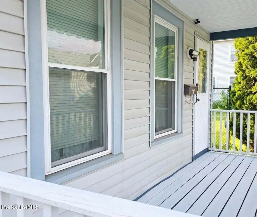 4 Albert St, Adams, MA 01220 - #2