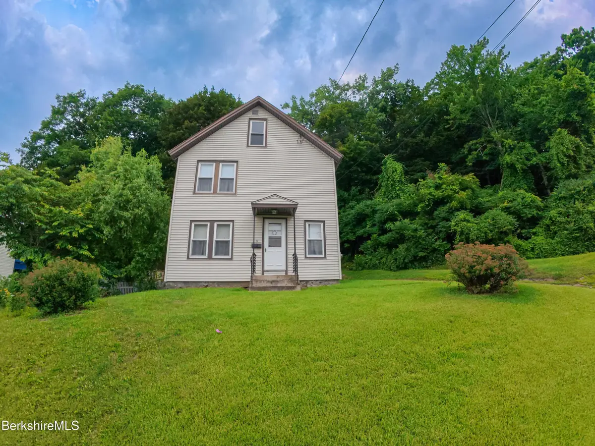 29 Nelson St, North Adams, MA 01247 - #1