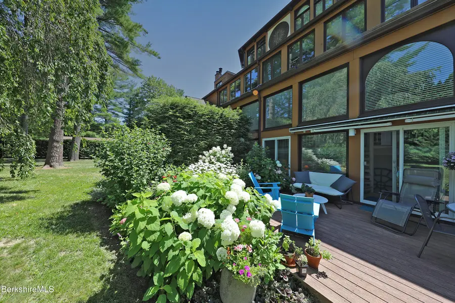19 Hawthorne Rd #CB B-1, Stockbridge, MA 01262 - #2